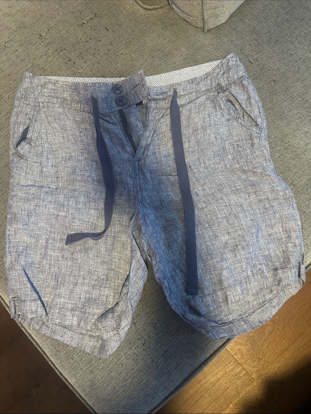 Jones New York Light Blue Linen-Blend Shorts with Navy Drawstring